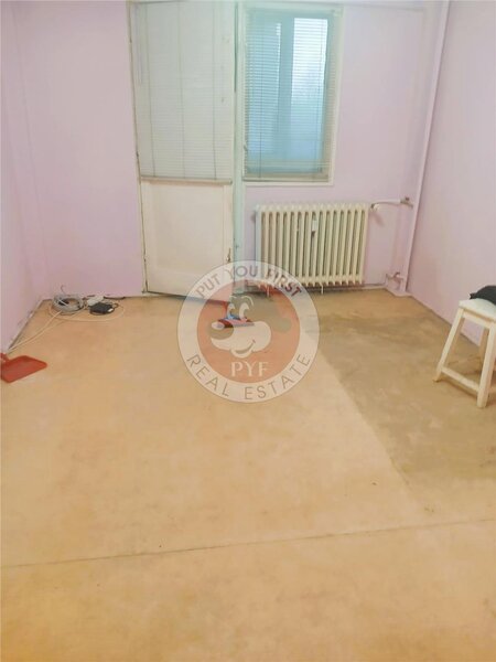 De renovat | Piata Trapezului | 2 camere | Dec | 28mp | B12521