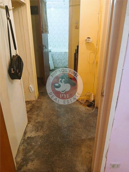 De renovat | Piata Trapezului | 2 camere | Dec | 28mp | B12521