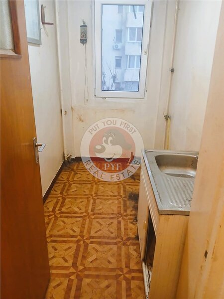 De renovat | Piata Trapezului | 2 camere | Dec | 28mp | B12521